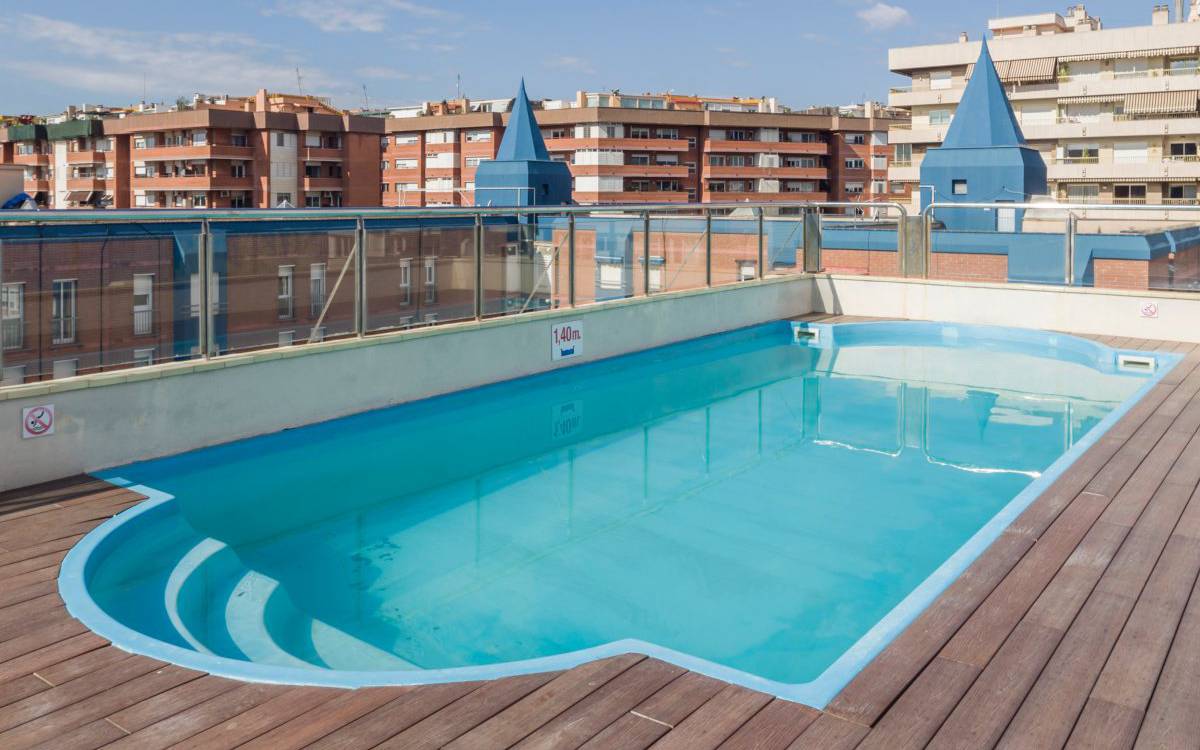 Piscina no telhado Hotel ILUNION Les Corts – Spa Barcelona